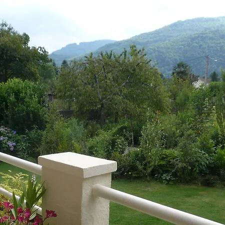 Les Sapins Bed & Breakfast