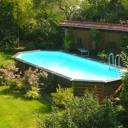 Les Sapins Bed & Breakfast